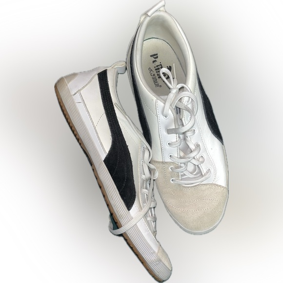 Puma Shoes - Vintage suede black and white stripe puma eco ortholite sport lifestyle